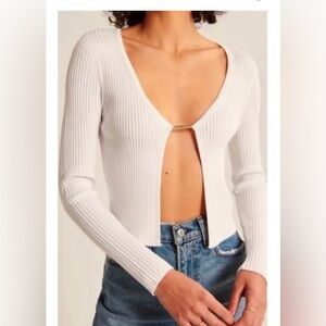 NWT - Abercrombie and fitch women’s size xsmall slim bar cardigan